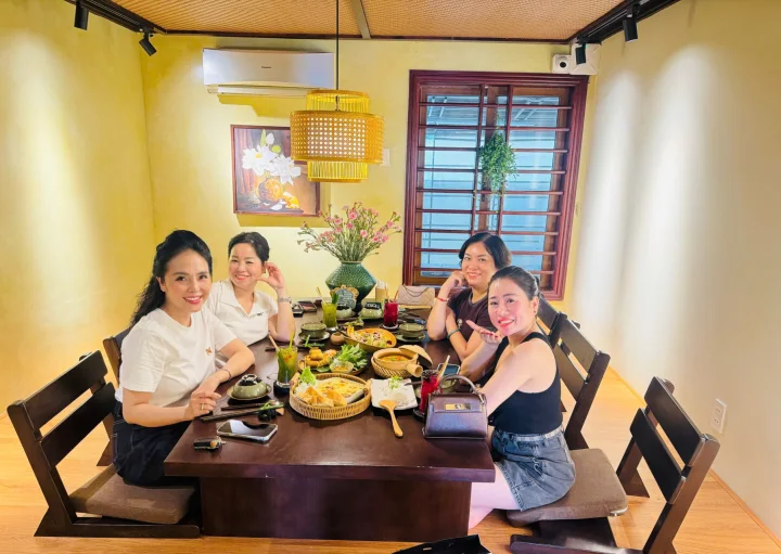 Khong Gian Chay Am Ap at Dan Huong Chay Hai Phong