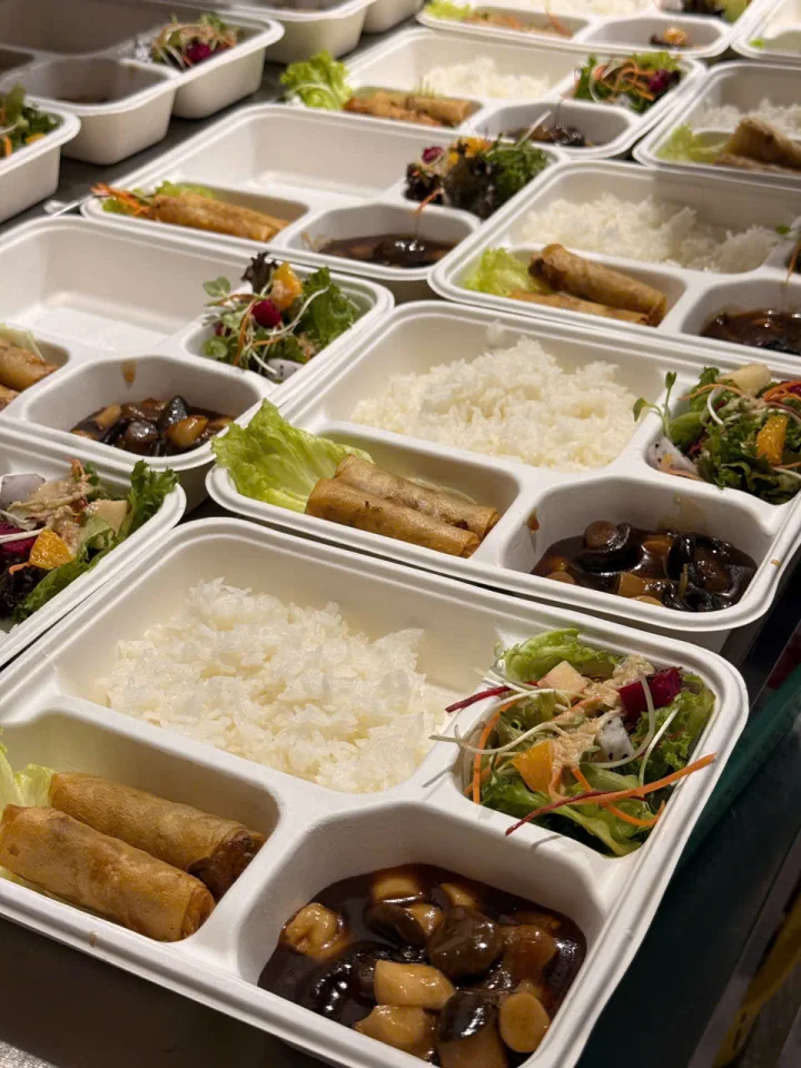 Order Buon Ma Thuot Vegetarian Rice | Suggestions for choosing a delicious, convenient and nutritious portion of rice