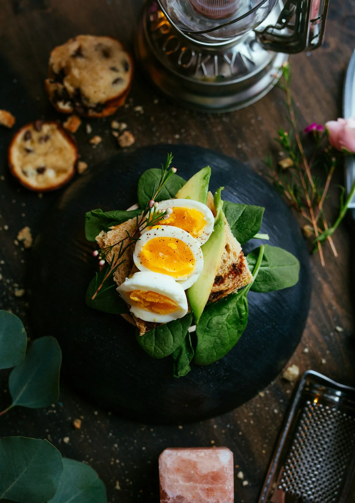 How to order vegetarian feast trays for family occasions